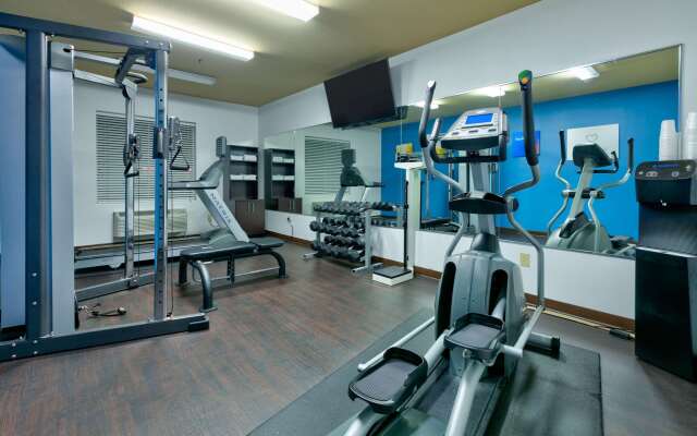Comfort Suites Arlington - Entertainment District