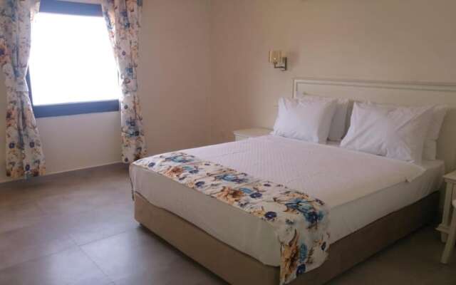 Kumlubuk Maris Hotel