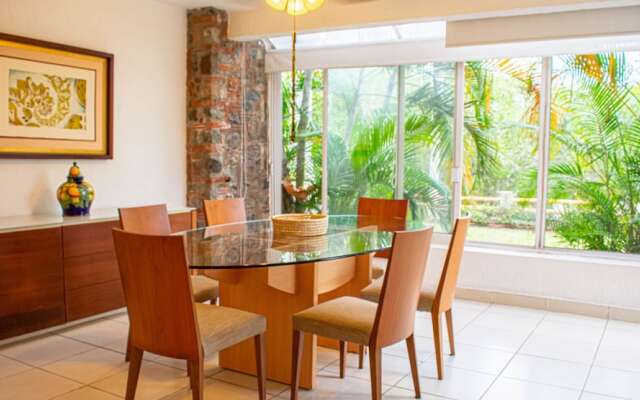 Condo Palau by Kivoya