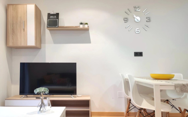 Acogedor apartamento a 50m de Playa Silgar