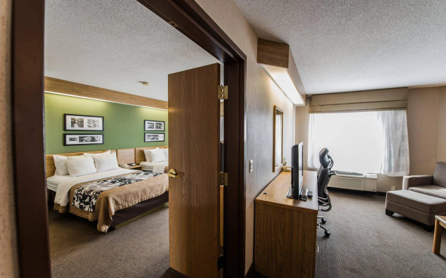 Sleep Inn & Suites