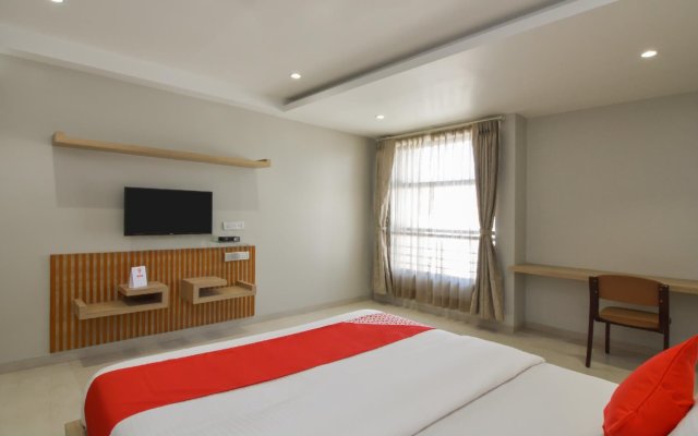 Hotel Season Choice By OYO Rooms