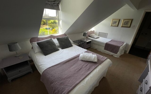 Ouse Bridge House