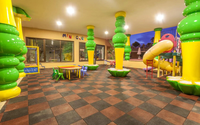 Villa Side Residence