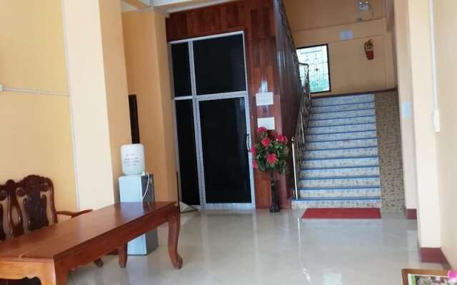 Hongkham guesthouse Xiengkhouang Laos