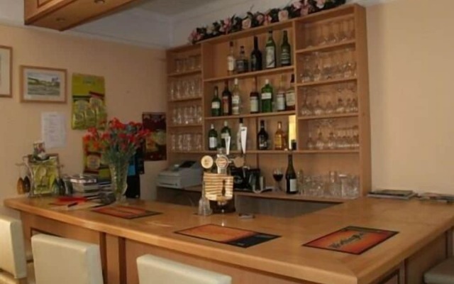 Lyme Bay House