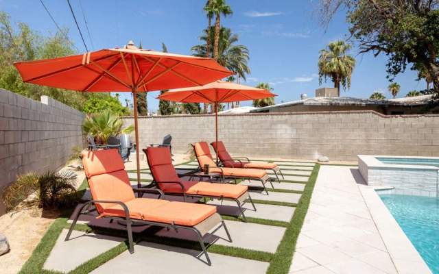 Experience Modern Luxury at Desert Hideaway