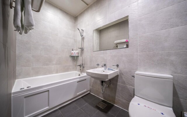 Forcheon Drive In Hotel Tiamo