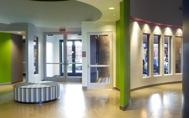 Aloft Dallas Downtown