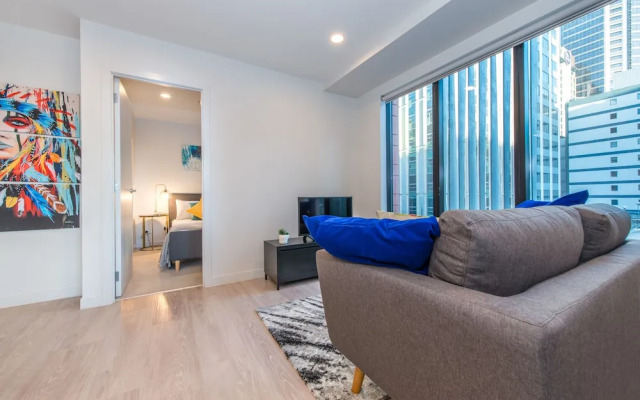 JHT - 1 BRM Apartment, Opposite to SkyTower with view