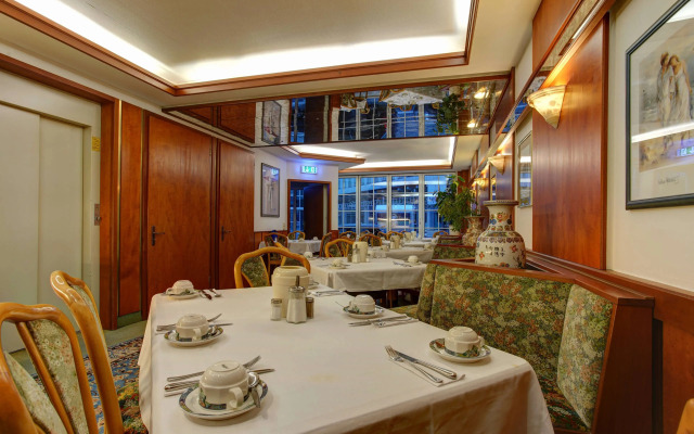 Centro Hotel Arde Koln, Trademark Collection by Wyndham