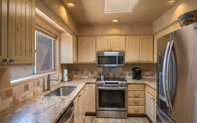 Valle Del Sol - Unbeatable Views, Spacious Luxury Home, Impeccable Furnishings