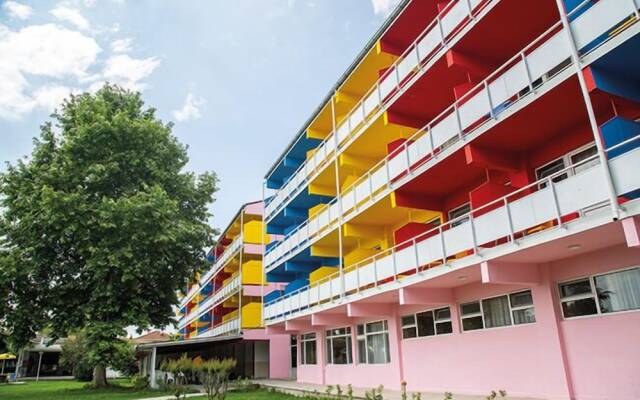 Yaman Beach Hotel