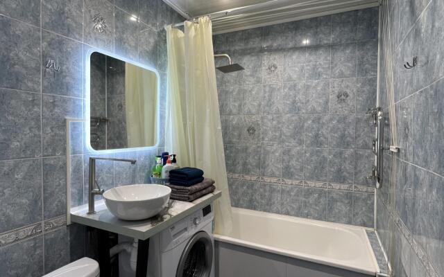 Katy Home (Кэти Хоум) на улице Азина