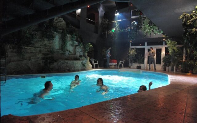 Wellness Party Hotel