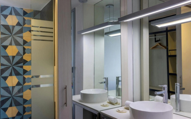 Hotel Guadalajara Country Club by HNF