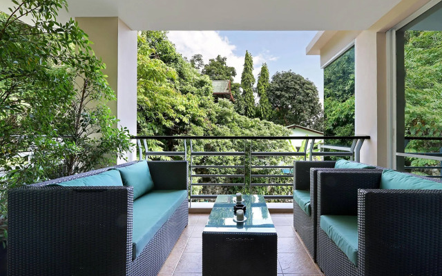 Karon View Royal Lotus