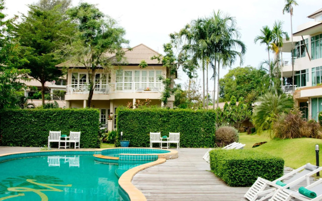 Makathanee Resort