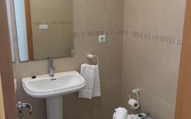 Agora Apartamentos La Volta