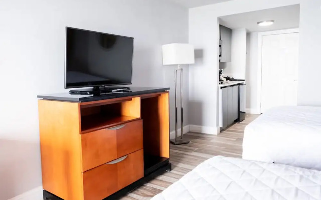 Aventura On The Ocean