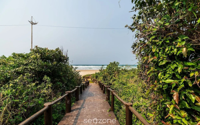 Beachfront Apartment w/ View Beach Santinho Asr204