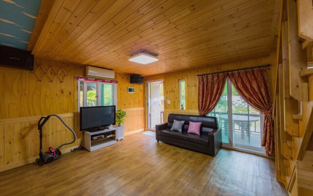Yangpyeong Wide-garden House Pension