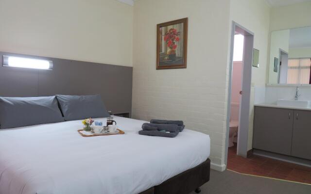 Bishops Lodge Narrandera