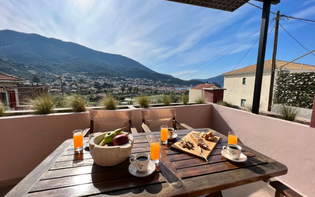 Antonios House Ithaka