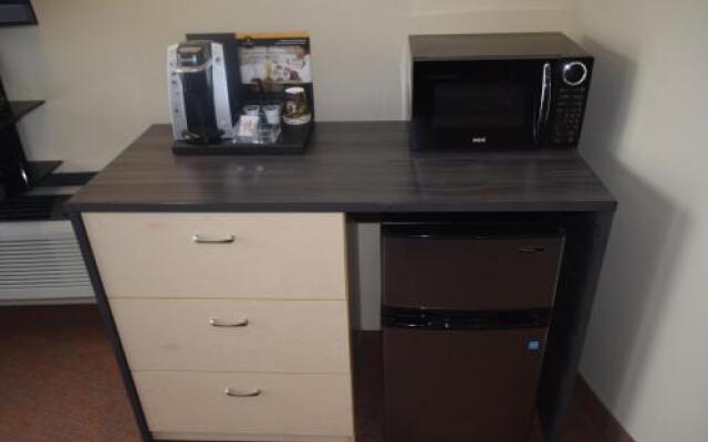 Falcon Motel Brossard