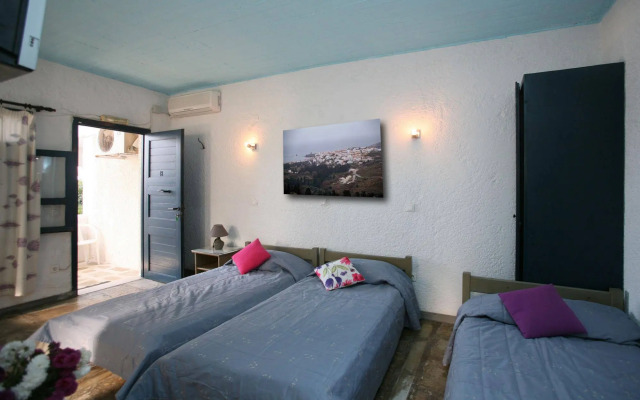 St George Studios Apartments