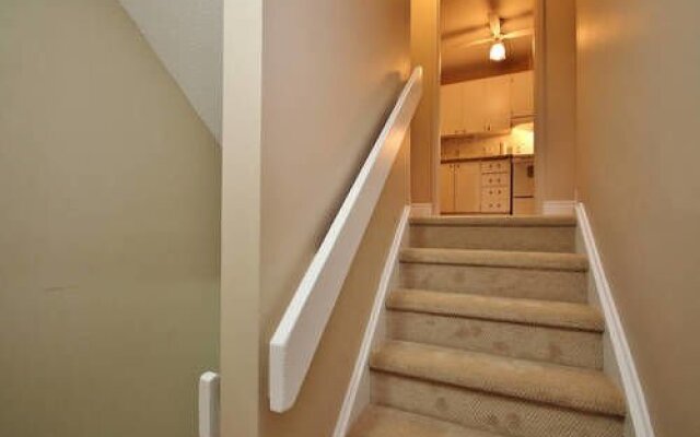 LM Stays -Near Airport & Golf & Shopping