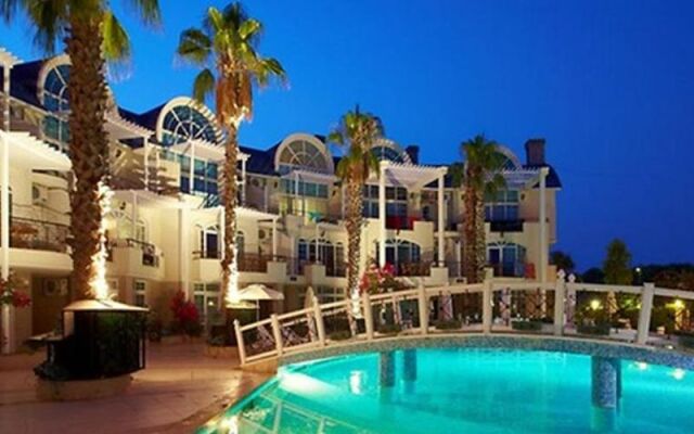 Seahorse Deluxe Apart Hotel