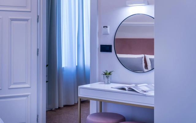 Lestel Boutique Suites