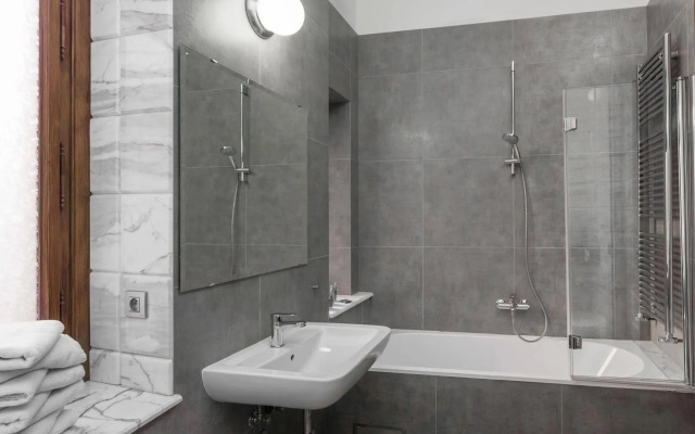Art House Apartments by Adrez Living