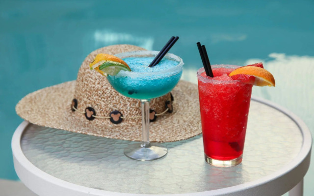 Desert Palms Hotel & Suites