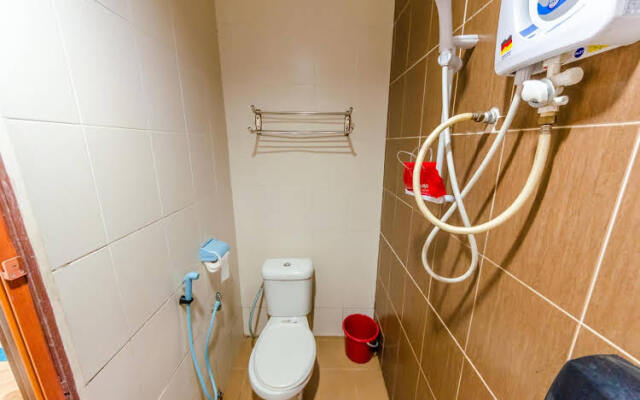 Oyo 107 Star Castle Hotel