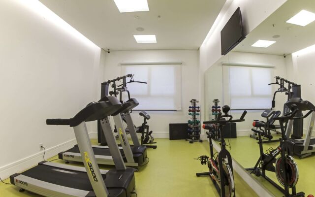 Golden Tower Shopping by Fênix Hotéis