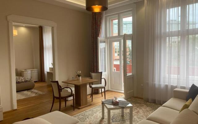 Visit Debrecen 2 Apartman