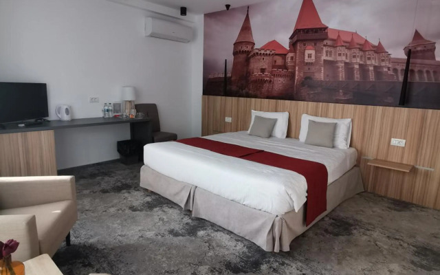 YMY Boutique Residence