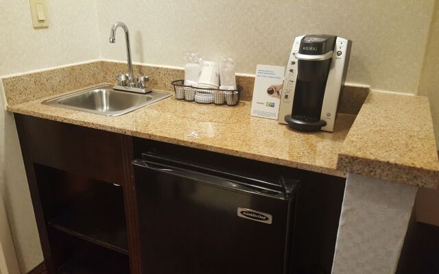 Holiday Inn Express Philadelphia NE - Bensalem by IHG