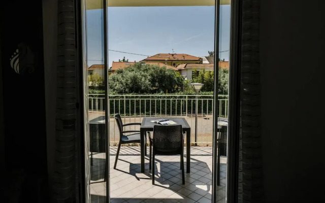 Mimosa 1 int 7 in Cervo