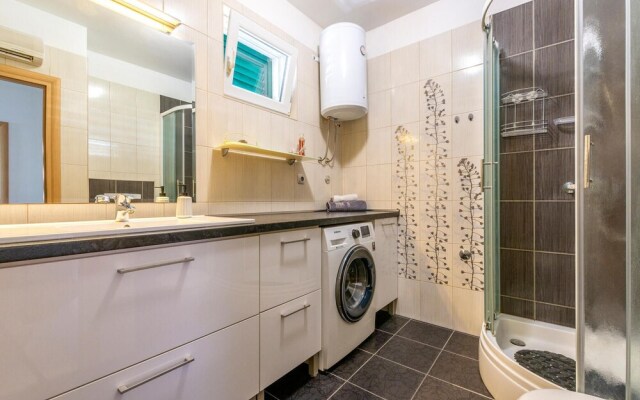 Nice Home in Stanici With Wifi and 3 Bedrooms