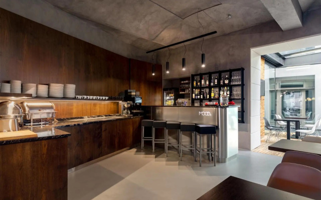 MOODs Boutique Hotel