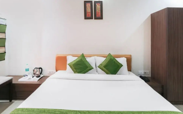 Hotel Divya Palace