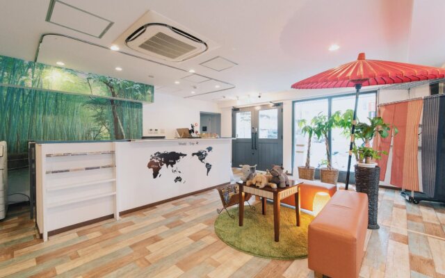 Ark Guest House Namba - Hostel