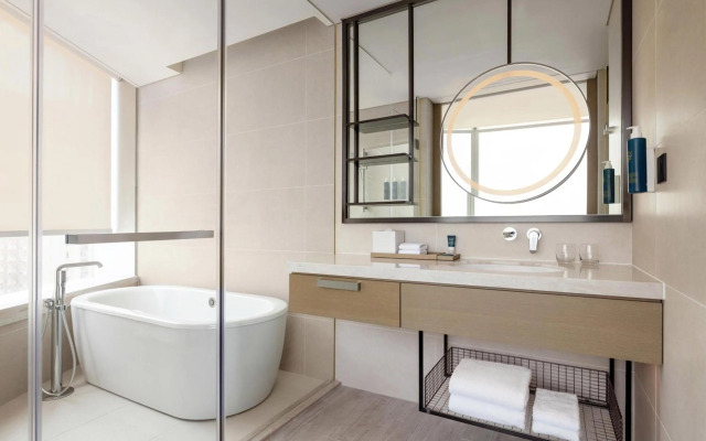 Four Points By Sheraton Hong Kong, Tung Chung