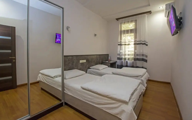 Yerevan Apartment at Tpagrichner