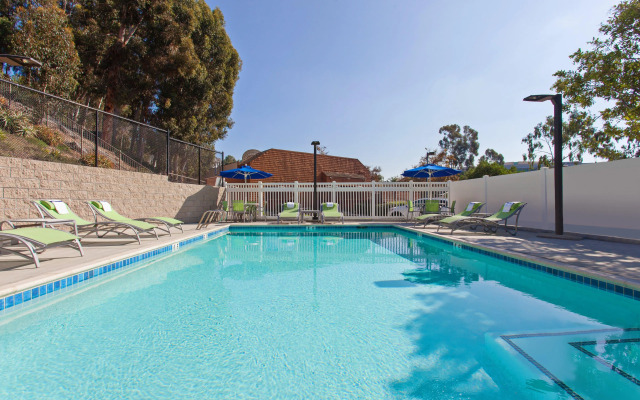 Holiday Inn Express Mira Mesa-San Diego by IHG