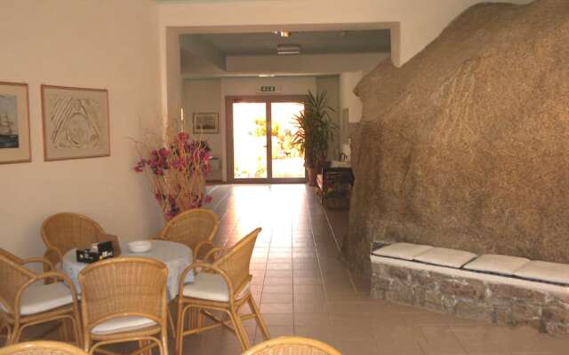 Hotel La Roccia