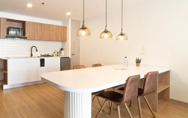 w Stylish Duplex in Laureles